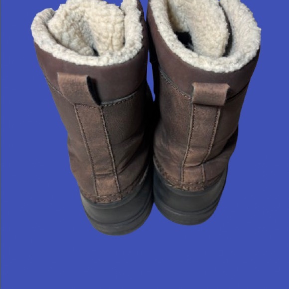 Boys Size 2 Tamarack Winter Boots, Waterproof Insulated Leather Boots for Cold - Picture 3 of 6